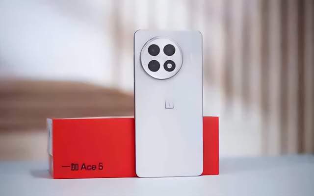 以后不吹不黑地说说自己的真实使用感受米乐m6登录入口一加Ace5快速上手