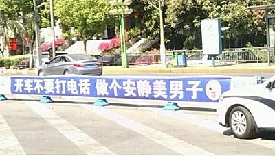 险胜辽宁 屡现观众斗殴文体艺苑:CBA北京(图1) 险胜辽宁 屡现观众斗殴文体艺苑:CBA北京(图1)